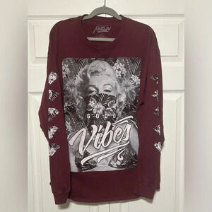 Popular Poison Sz. XL 2012 Long Sleeve T-Shirt Marylin Monroe “Good Vibes” Red.